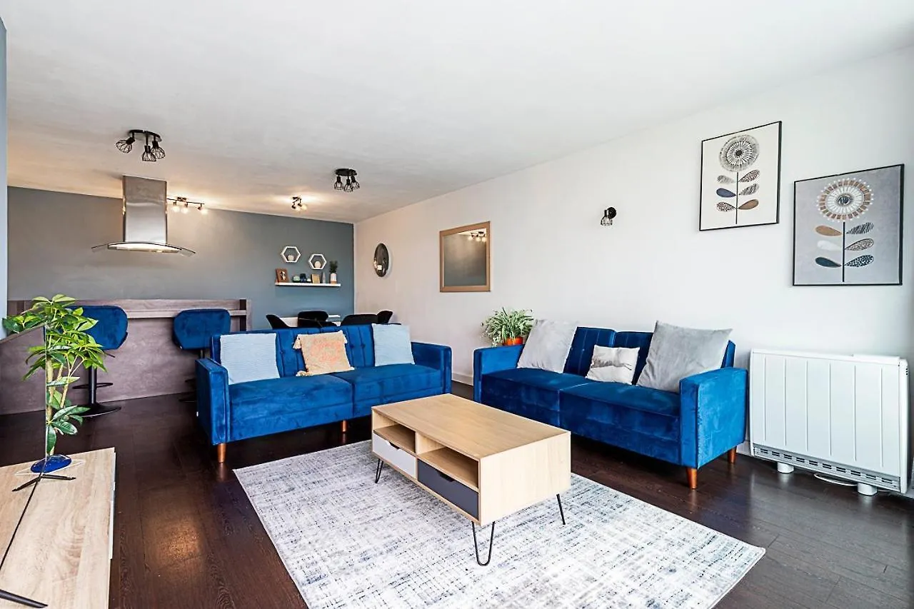 Apartman Airy 2-Bedroom Flat With Balcony London Egyesült Királyság